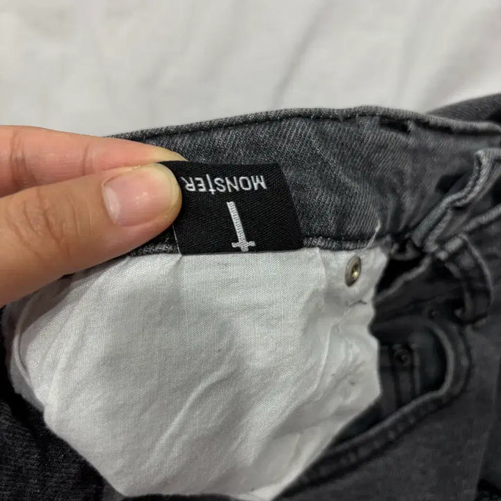 [BUNJANG] 297 Monster Semi-Bootcut Distressed Denim Pants / 297 Monster 세미부츠컷 데미지 데님 팬츠 그레이