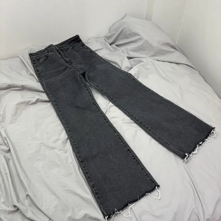 [BUNJANG] 297 Monster Semi-Bootcut Distressed Denim Pants / 297 Monster 세미부츠컷 데미지 데님 팬츠 그레이