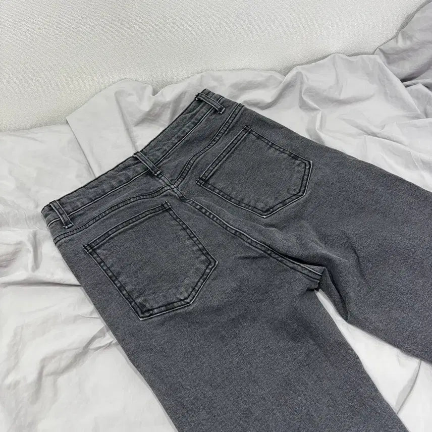 [BUNJANG] 297 Monster Semi-Bootcut Distressed Denim Pants / 297 Monster 세미부츠컷 데미지 데님 팬츠 그레이