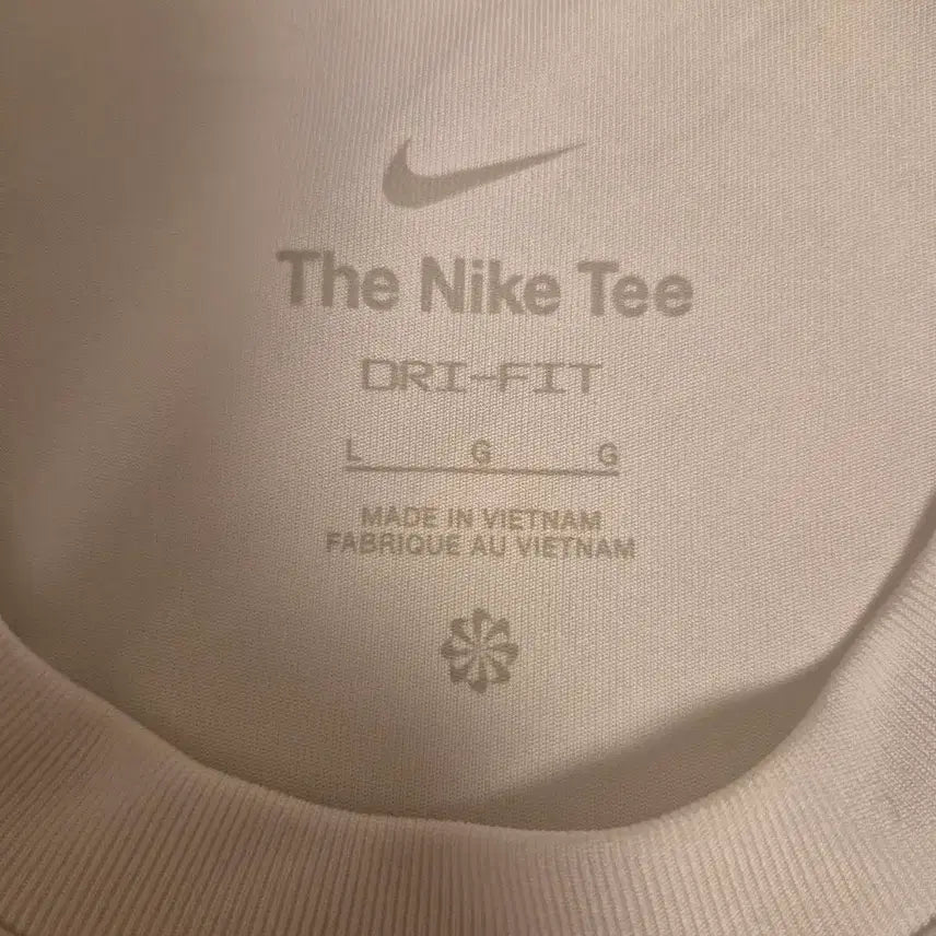 [BUNJANG] Nike Dri-FIT White T-shirt L / 나이키 드라이핏 반팔티 화이트 L