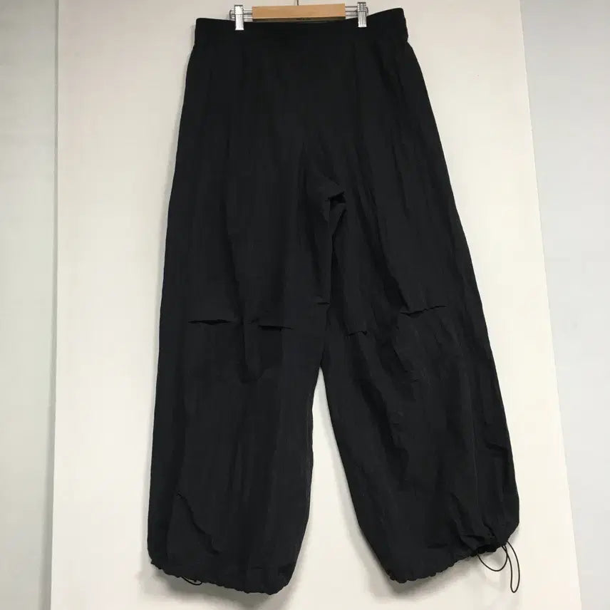 [BUNJANG] Lululemon Wrinkled Nylon Relaxed Parachute Pants XL / 룰루레몬 크링클 나일론 릴랙스드 패러슈트 팬츠 XL