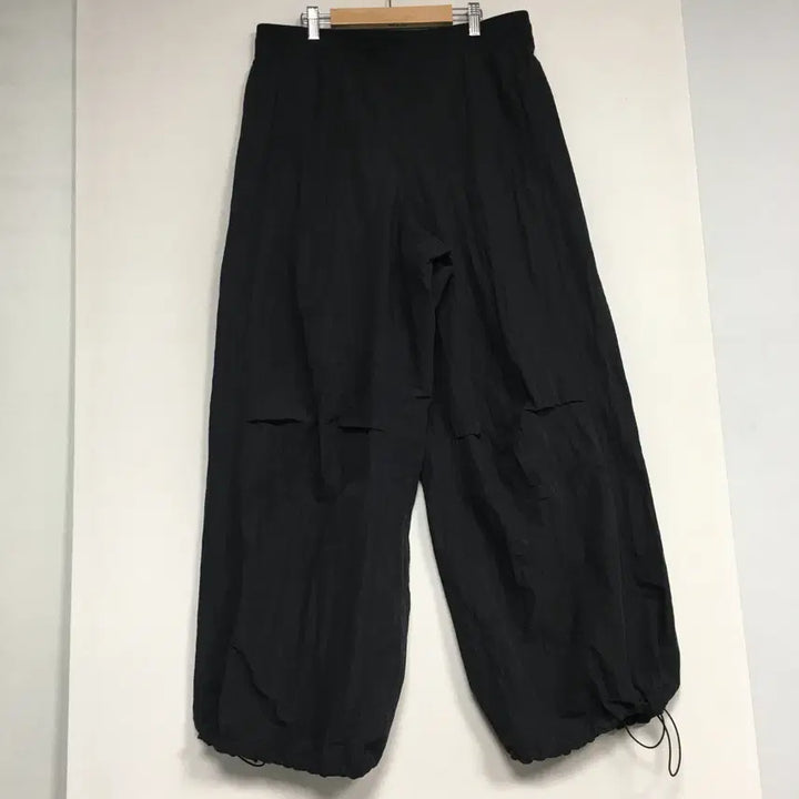 [BUNJANG] Lululemon Wrinkled Nylon Relaxed Parachute Pants XL / 룰루레몬 크링클 나일론 릴랙스드 패러슈트 팬츠 XL
