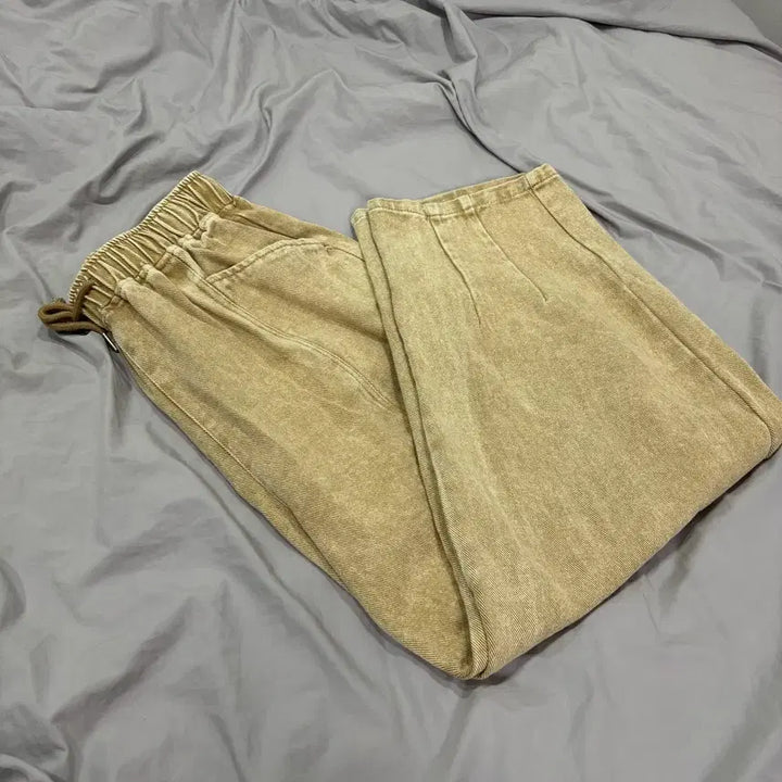 [SOLD OUT] 301 밴딩 워싱 커브드 컬러 데님 팬츠 베이지