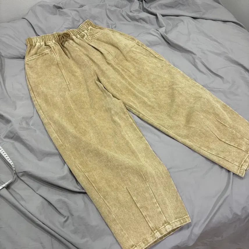[SOLD OUT] 301 밴딩 워싱 커브드 컬러 데님 팬츠 베이지
