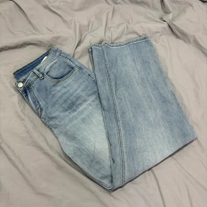 [SOLD OUT] 302 여름 데님 일자핏 팬츠 연청