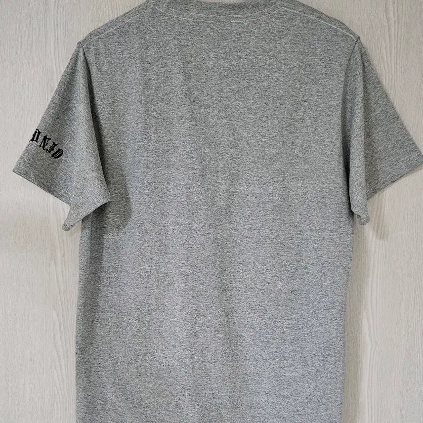 [SOLD OUT] 새상품 그레이 면반팔티