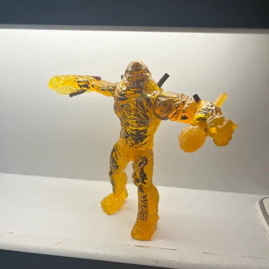 [BUNJANG] Hasbro Marvel Spider-Man Far From Home Molten Man Action Figure / 해즈브로 마블 스파이더맨 파프롬홈 몰튼맨 액션피규어 팝니다