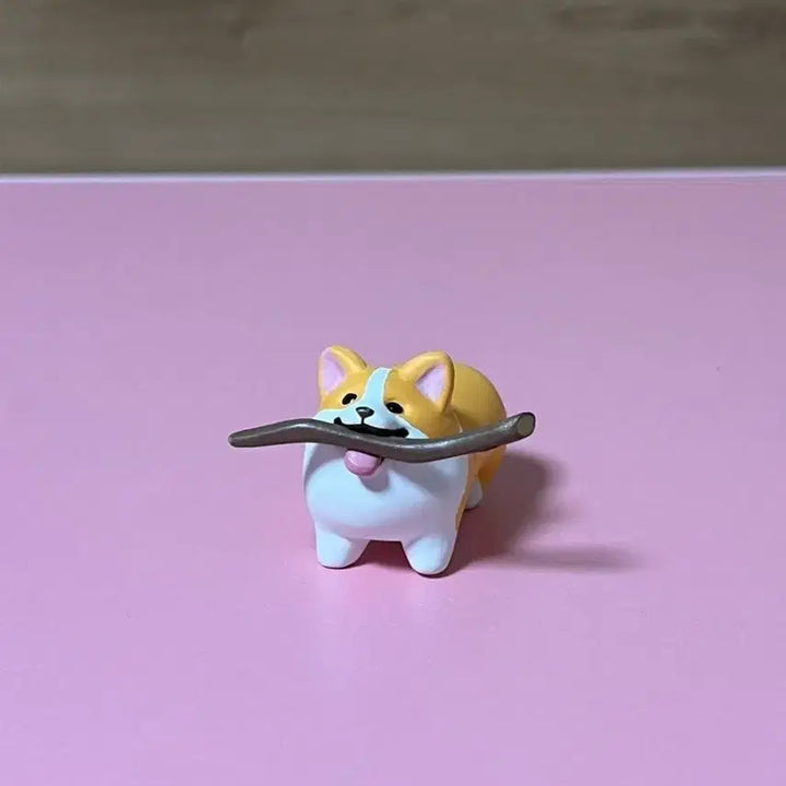 [BUNJANG] Welsh Corgi Gacha Figure (Good Feeling Stick) / 좋은 느낌의 막대기를 얻은 개 가챠 웰시코기