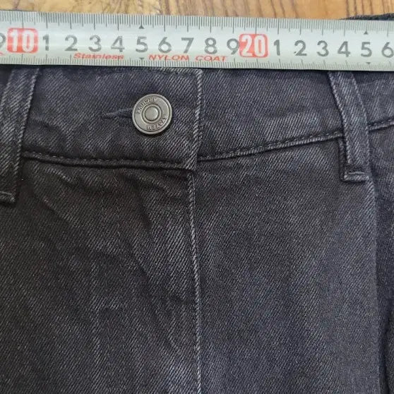 [SOLD OUT] 한섬 시스템 워싱데님 플레어스커트