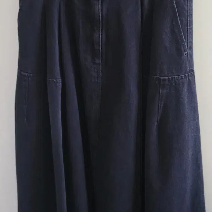 [SOLD OUT] 한섬 시스템 워싱데님 플레어스커트