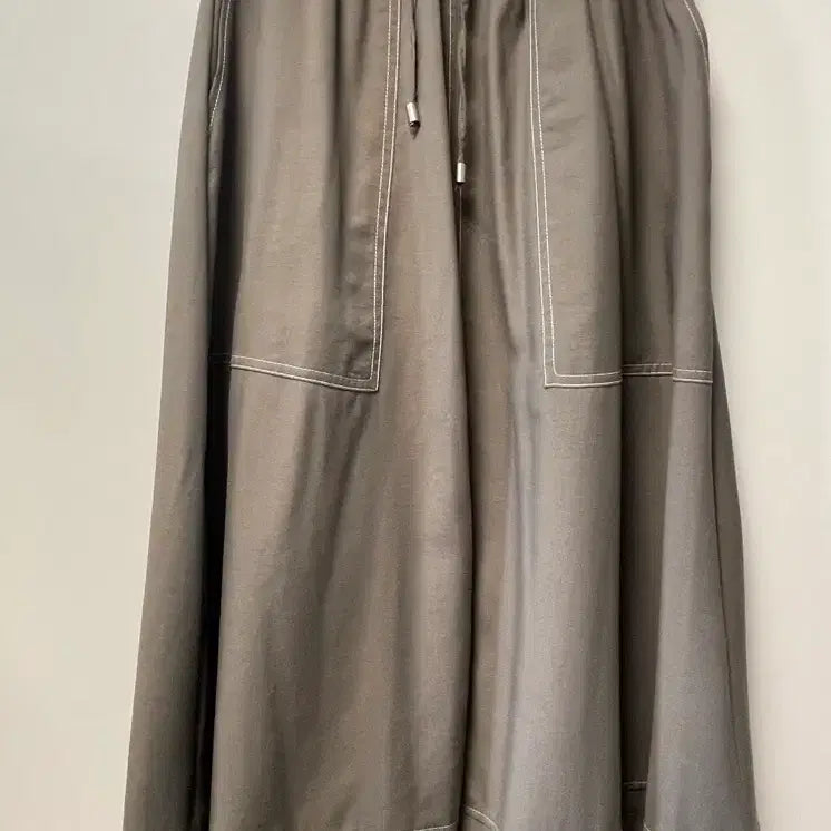 [BUNJANG] PVCS Big Pocket Flare Skirt / PVCS 빅 포켓 플레어 스커트 카키 F사이즈