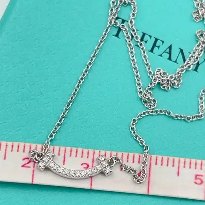 [BUNJANG] Tiffany &amp; Co. Smile Mini Diamond Necklace WG / 티파니앤코 스마일 미니 목걸이