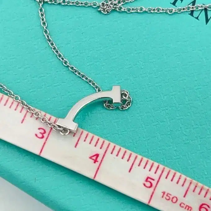 [BUNJANG] Tiffany &amp; Co. Smile Mini Diamond Necklace WG / 티파니앤코 스마일 미니 목걸이