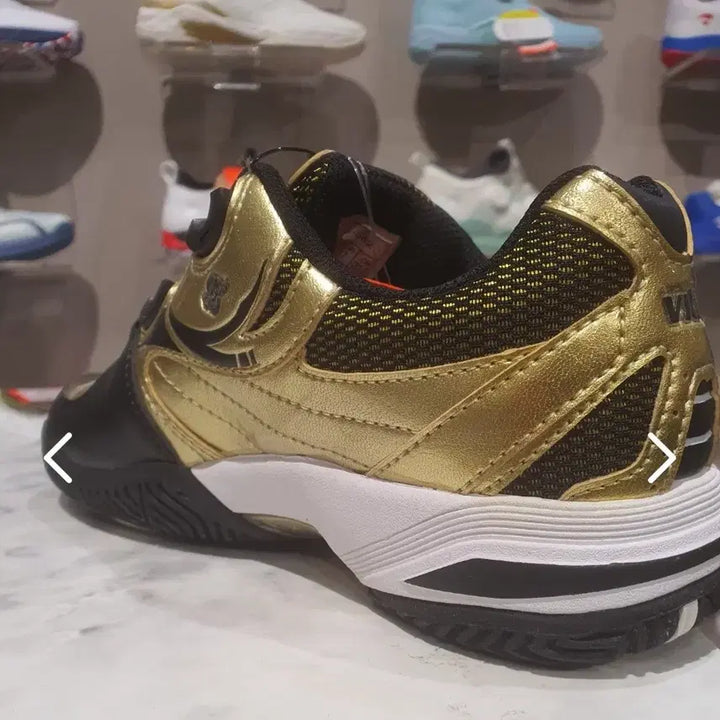 [BUNJANG] vitro Gold/Black Tennis Shoes 240 / 새제품)vitro 비트로 골드/블랙 운동화 240