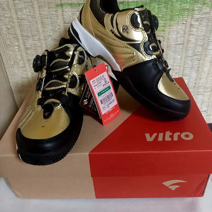[BUNJANG] vitro Gold/Black Tennis Shoes 240 / 새제품)vitro 비트로 골드/블랙 운동화 240