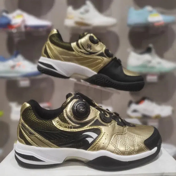 [BUNJANG] vitro Gold/Black Tennis Shoes 240 / 새제품)vitro 비트로 골드/블랙 운동화 240