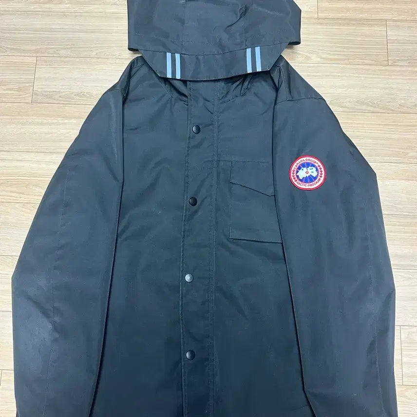 [BUNJANG] Canada Goose Windbreaker Jacket / 캐나다구스 바람막이