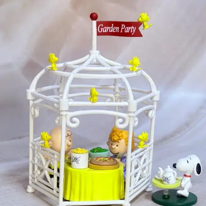 [BUNJANG] Snoopy Garden Party Figure Set / 스누피의 세계 가든파티 피규어 세트