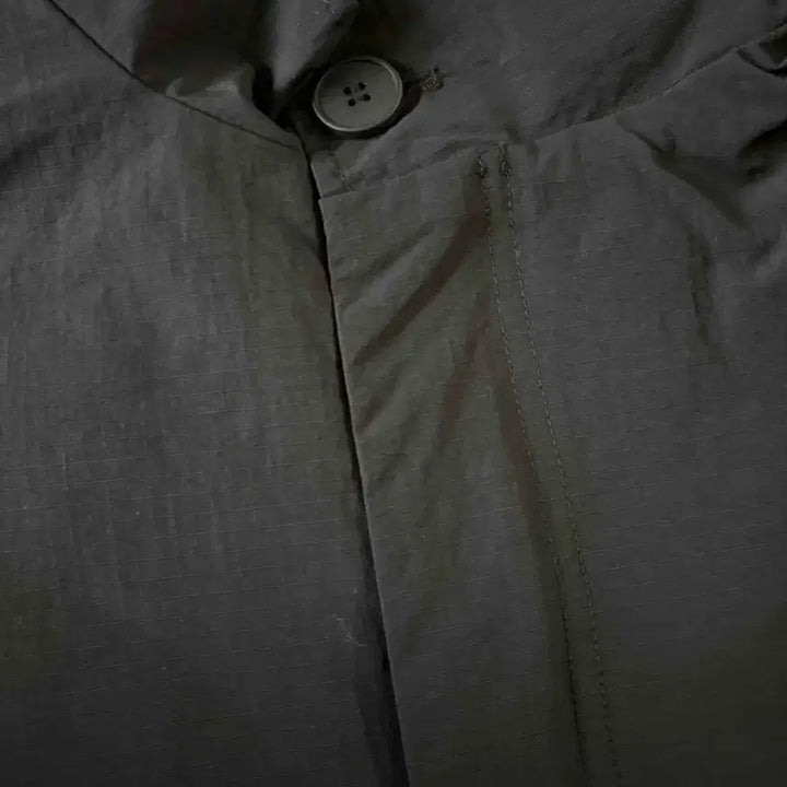 [BUNJANG] Lupone Oversized Windbreaker Jacket - Black / 루폰 오버핏 윈드 야상 자켓 블랙