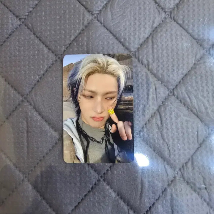 [BUNJANG] ATEEZ Mingi Golden Hour Part.4 Band T-Shirt / 에이티즈 goldenhour part.4 밴드티즈 하자 -민기