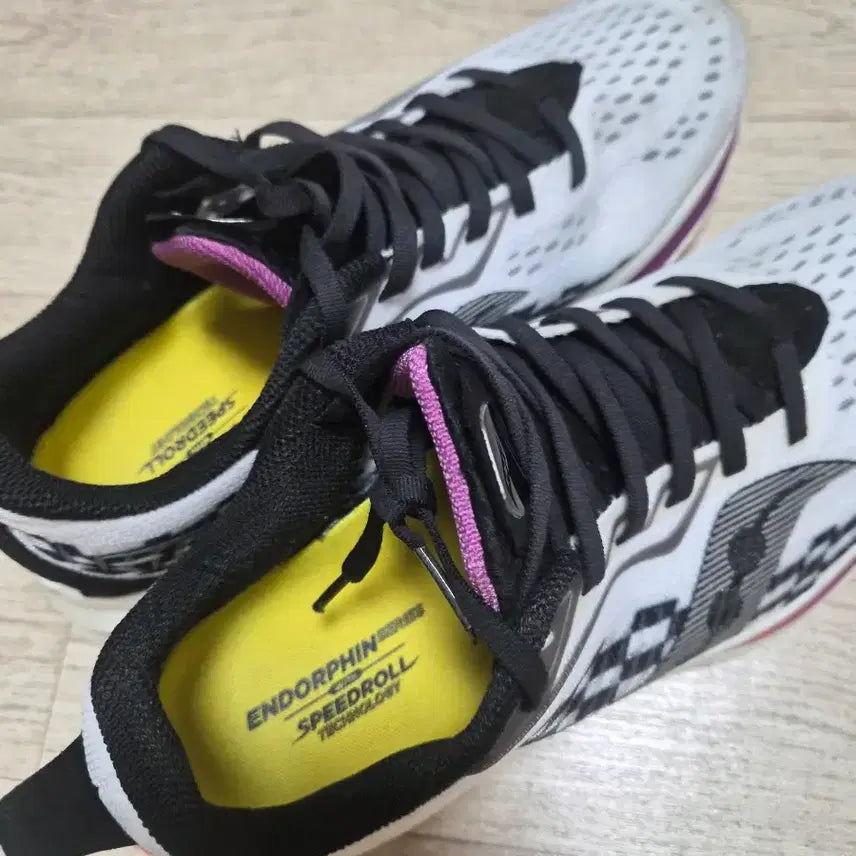 [BUNJANG] Saucony Endorphin Speed Running Shoes / 써코니 엔돌핀스피드운동화