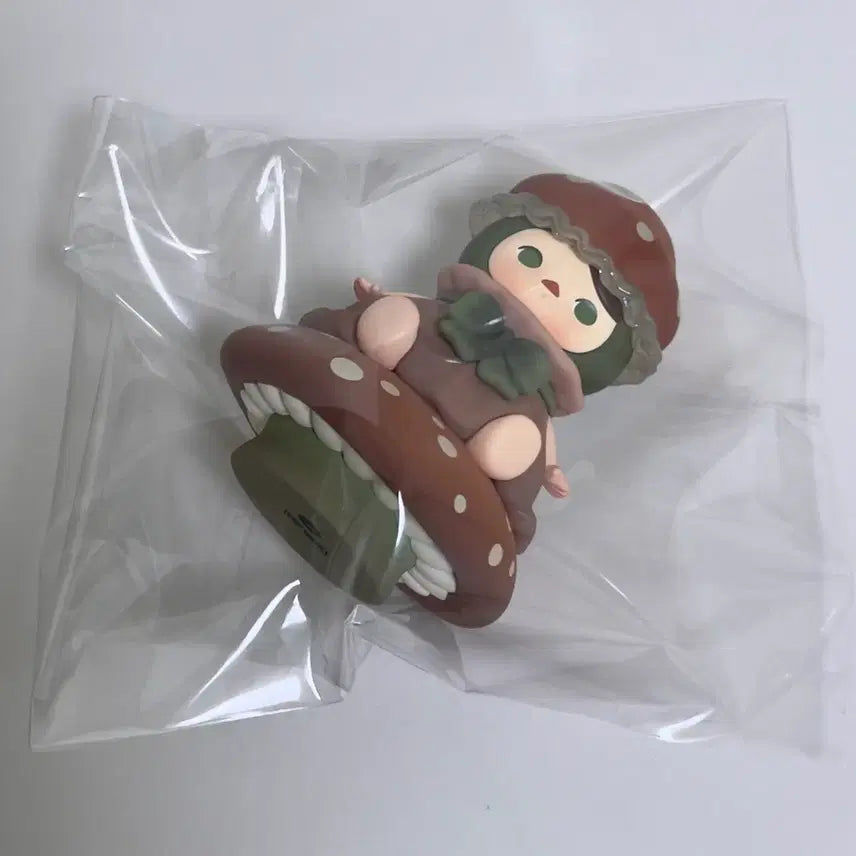 [BUNJANG] PUCKY Mushroom Baby Figure / (희귀)PUCKY 푸키 머쉬룸 베이비 피규어