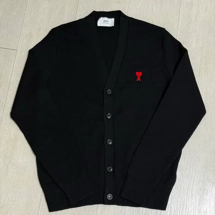 [BUNJANG] Ami Paris Small Heart Logo Wool Cardigan Black S / [정품/무배] 아미 ami 스몰 하트 로고 울 가디건 블랙 S