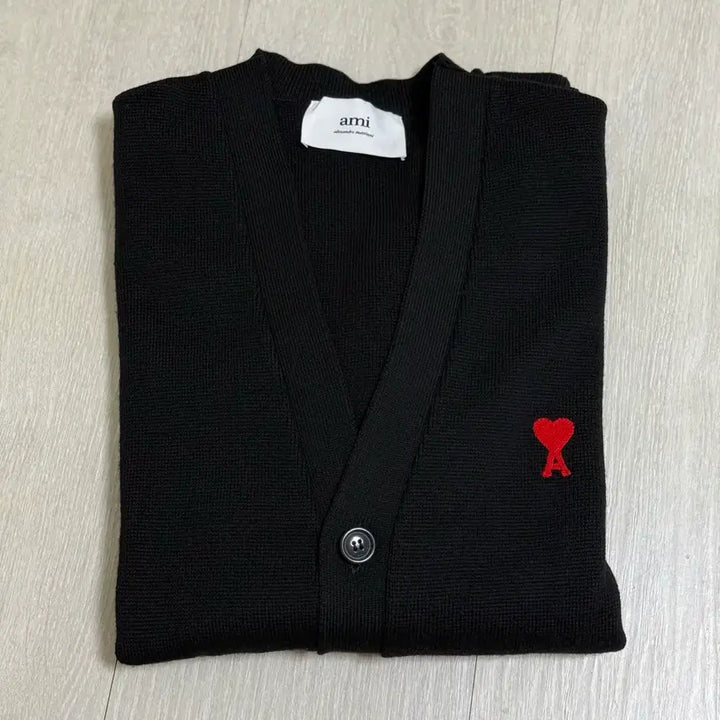 [BUNJANG] Ami Paris Small Heart Logo Wool Cardigan Black S / [정품/무배] 아미 ami 스몰 하트 로고 울 가디건 블랙 S