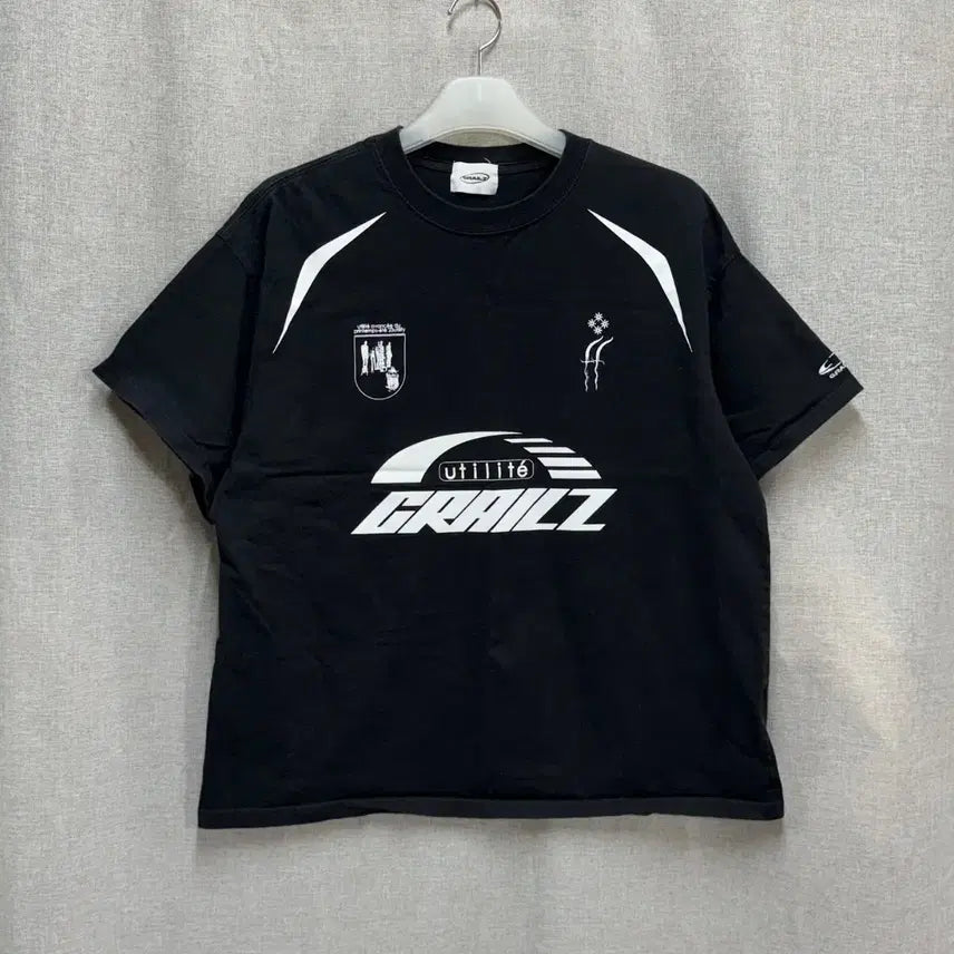 [BUNJANG] GRAILZ Black Short Sleeve Round T-Shirt / [F] GRAILZ 그레일즈 블랙 반팔 라운드 티셔츠