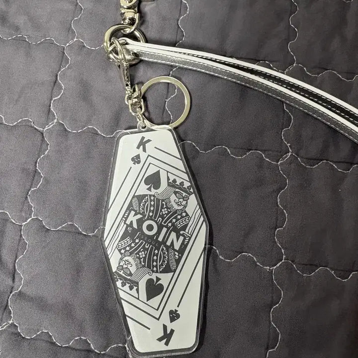 [BUNJANG] Koin Seoul Trump Keyring / 코인 서울 트럼프 키링