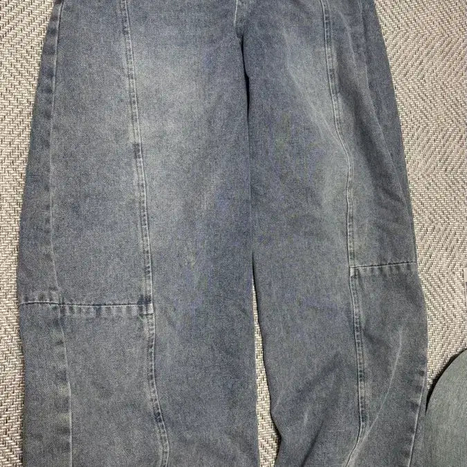 [BUNJANG] Balloon Fit Denim Pants / 벌룬핏 절개 데님 팬츠