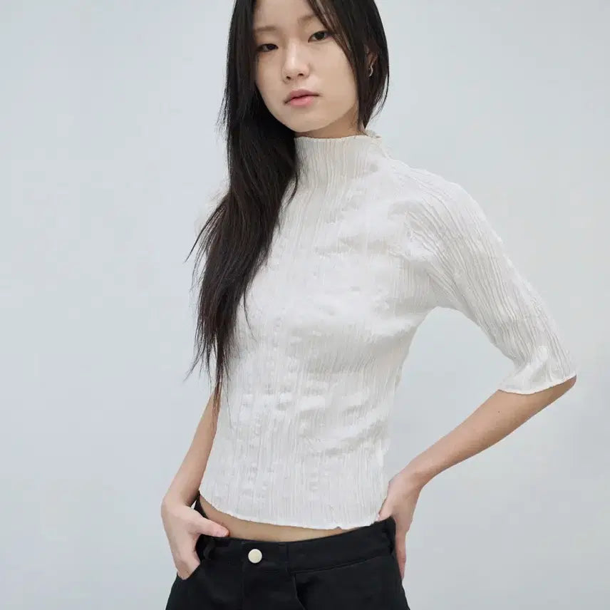 [BUNJANG] Letter Double Pleats Top Ivory / 레터 letter 더블 플리츠 탑 아이보리