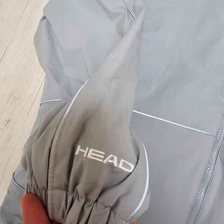[BUNJANG] HEAD Gray Windbreaker Jacket (Size 100) / 헤드 그레이 바람막이 (100)