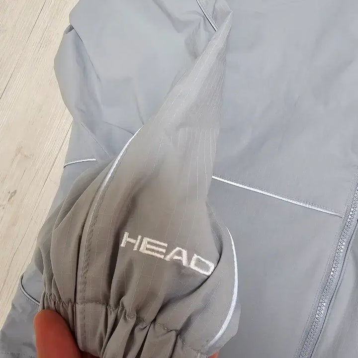 [BUNJANG] HEAD Gray Windbreaker Jacket (Size 100) / 헤드 그레이 바람막이 (100)