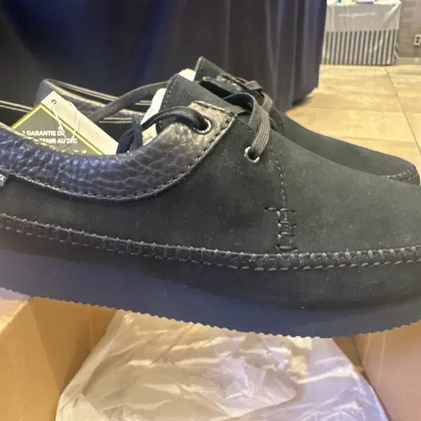 [BUNJANG] Clarks Weaver Gore-Tex Shoes / 클락스 위버 고어텍스 42사이즈