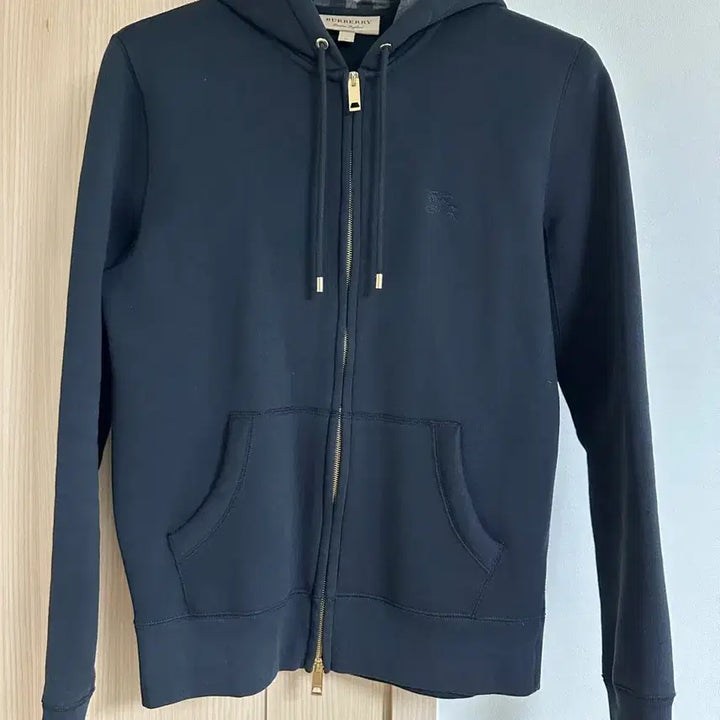 [BUNJANG] Burberry Clarendon Hoodie Zip-up Black / M 버버리 클라렌든 후드 집업 블랙 Clarendon 클레이든