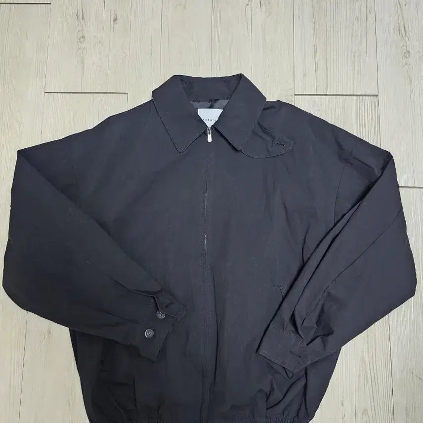 [SOLD OUT] 오버핏 블랙 자켓 (105)