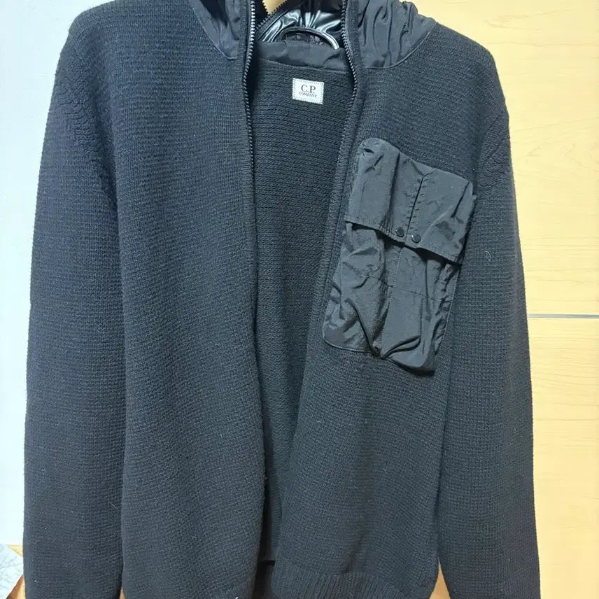 [BUNJANG] CP Company Lambswool Mix Explorer Sweater Black / CP컴퍼니 램스울 믹스 익스플로러 스웨터 블랙