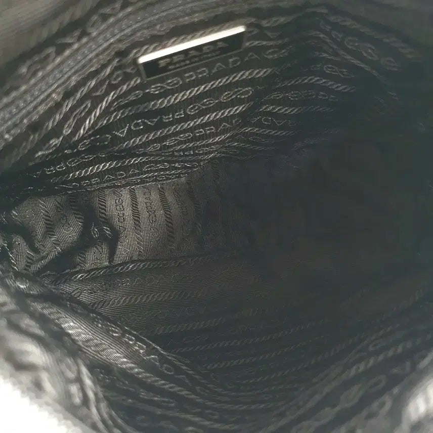 [BUNJANG] Prada Re-Nylon Black Messenger Crossbody Bag / 프라다 리나일론 블랙 메신저백 크로스백 숄더백