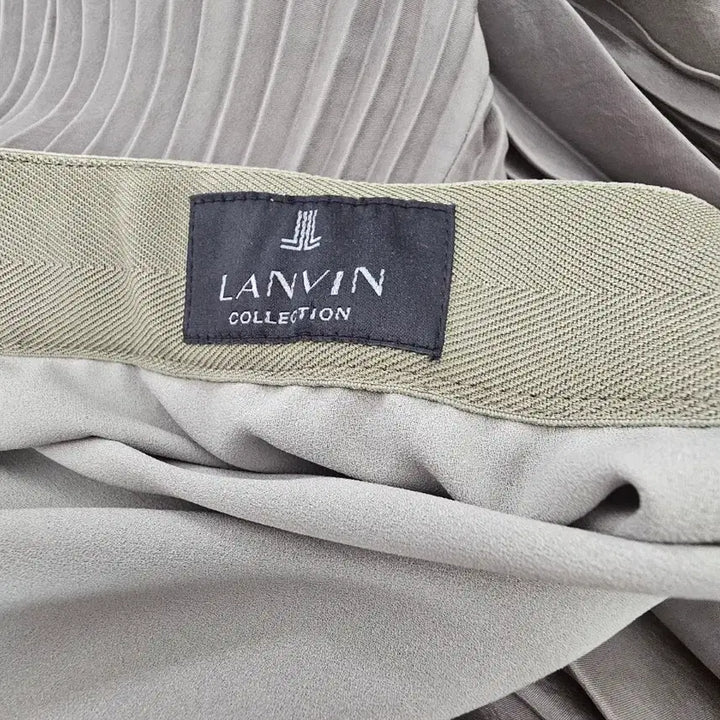 [SOLD OUT] LANVIN 란방 플리츠 스커트 카키색 61