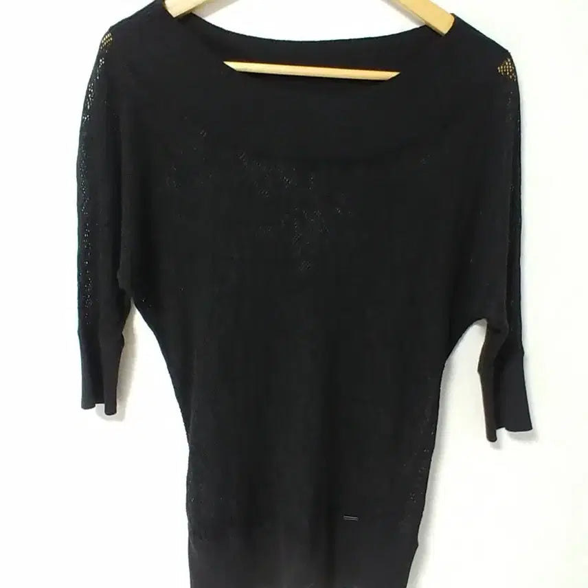 [BUNJANG] Guess Black Linen Blend Knit Sweater (Size M) / 게스(GUESS) 블랙 린넨 혼방 니트 (M사이즈)
