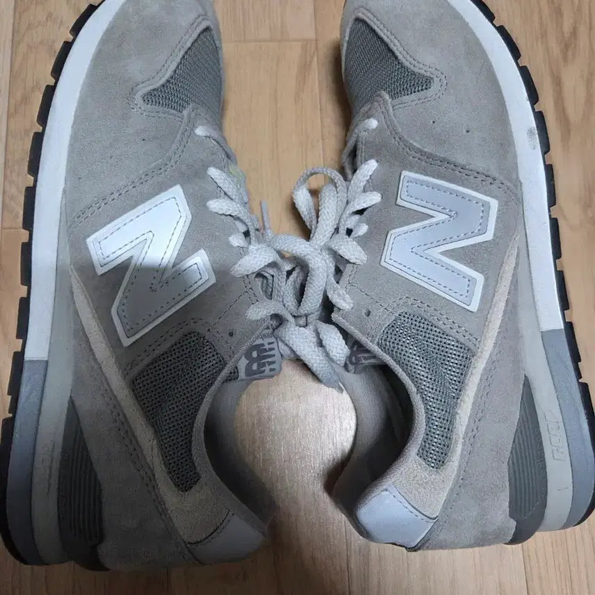 [SOLD OUT] 뉴발 996 255 팝니다