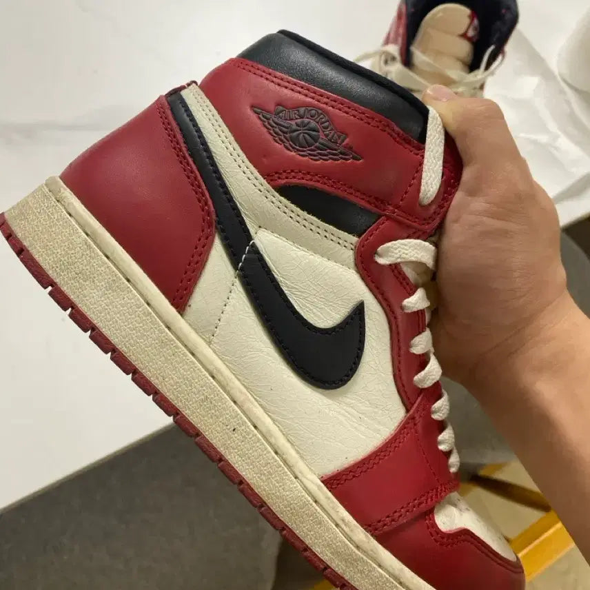 [SOLD OUT] (260) 조던1 하이 시카고 2022