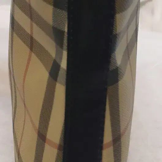 [BUNJANG] Burberry Classic Check Hobo Bag / 버버리 클래식 체크  호보백