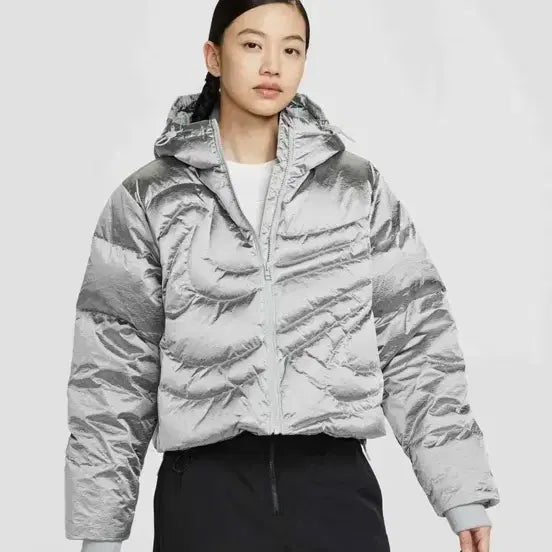 [BUNJANG] Nike Swoosh Therma-FIT Oversized Down Padded Jacket Silver / [새상품] 나이키 스우시 써마핏 오버사이즈 다운패딩 실버 75(XS)