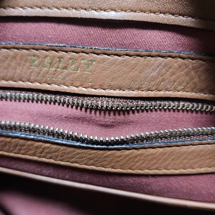 [BUNJANG] Bally Two-Way Bag Tote Shoulder Bag / 발리 투웨이백 토트배 숄더백 정품