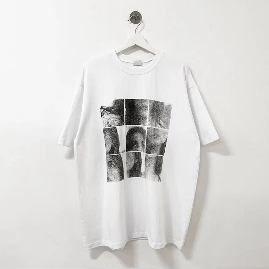 [BUNJANG] Oversized Square Face Printing T-Shirt Unisex / 오버핏 스퀘어 페이스 프린팅 반팔티 남녀공용