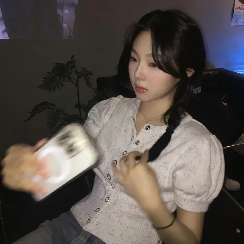 [BUNJANG] Letter From Moon Dust Half Cardigan (White) / 레터프롬문 더스트 하프 가디건 (화이트)