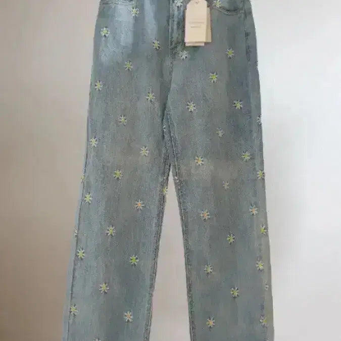 [BUNJANG] Thursday Island Daisy Denim Pants / 써스데이아일랜드 데이지 데님 팬츠