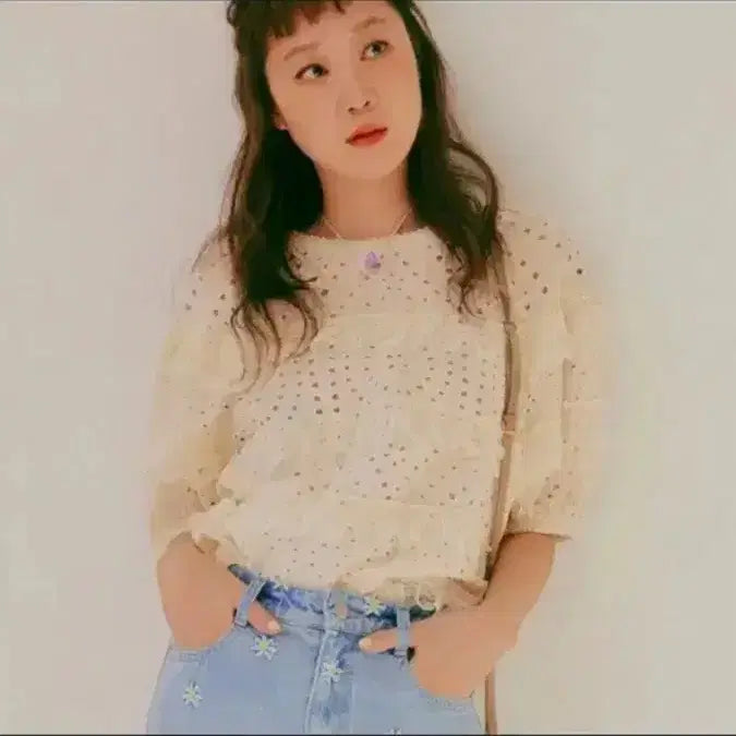 [BUNJANG] Thursday Island Daisy Denim Pants / 써스데이아일랜드 데이지 데님 팬츠
